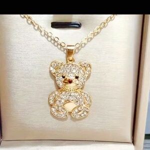 NEW Gold rhinestone teddy bear pendant necklace
